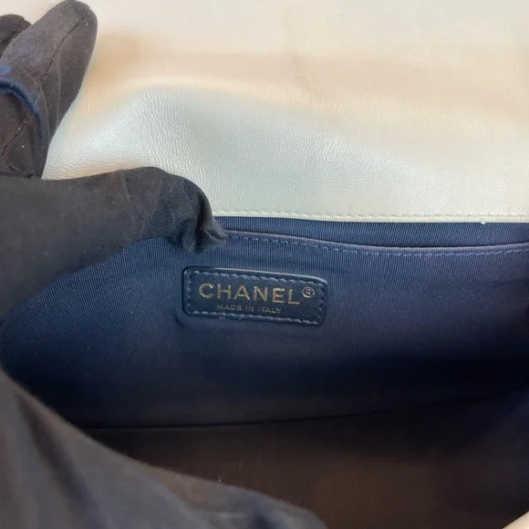 CHANEL Leather Medium Cube Boy Bag Shoulder Bag - Picture 10 of 15